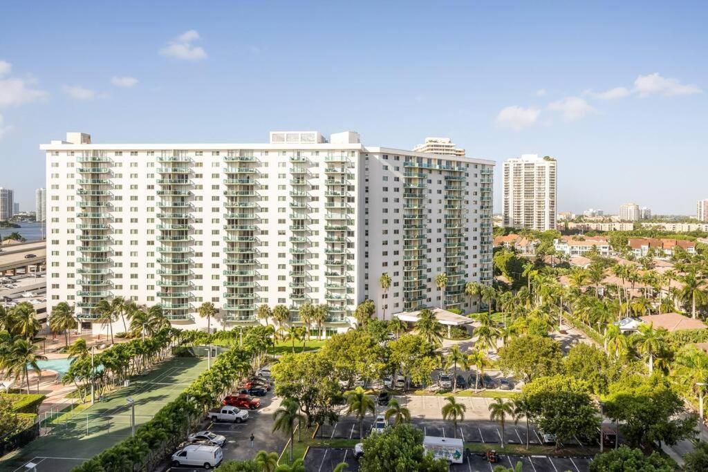 Appartamento Ocean Reserve Sunny Isles 11Th Str-02330 Miami Beach Esterno foto