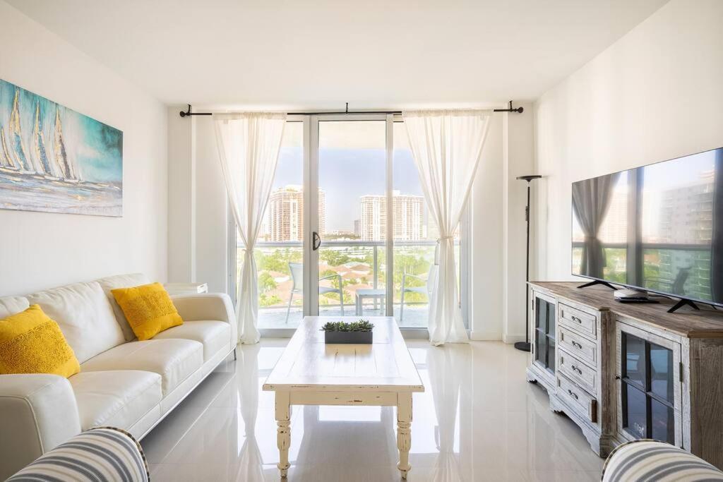 Appartamento Ocean Reserve Sunny Isles 11Th Str-02330 Miami Beach Esterno foto